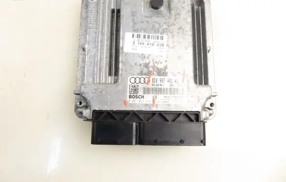 Audi A4 S4 B7 8E 8H Engine control unit/module 0281012246 8E0907401AJ