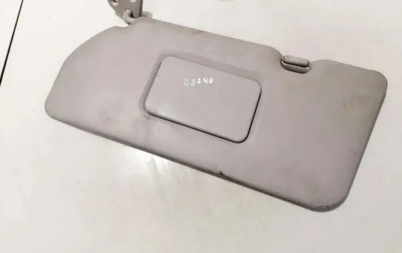 Nissan Almera Tino Sun visor
