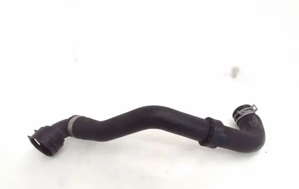 Volvo XC90 Engine coolant pipe/hose 31474845