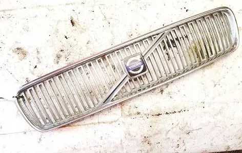 Volvo V50 Front grill