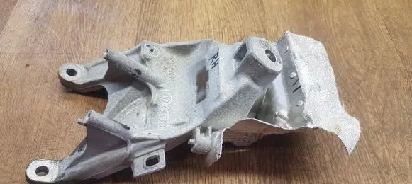 Audi Q5 SQ5 Engine mounting bracket 80A199308A