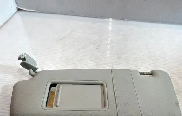 Audi A4 S4 B8 8K Sun visor 8K0857551