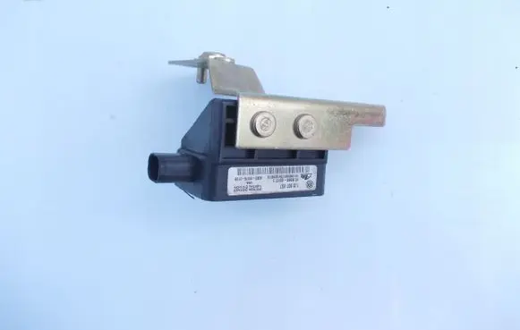 Volkswagen New Beetle ESP acceleration yaw rate sensor 1J0907657