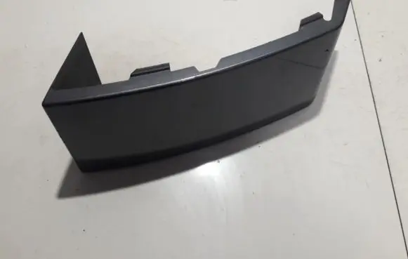 Volvo XC90 Rear/tail light trim molding 8620819