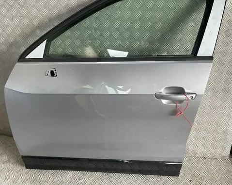 Audi SQ2 GA Front door 81A