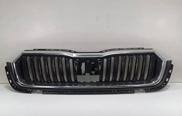 Skoda Octavia Mk4 Front bumper upper radiator grill 5E3853653