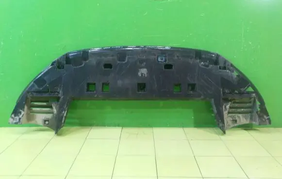 Citroen C4 II Picasso Front bumper skid plate/under tray 
