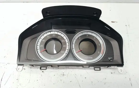 Volvo XC60 Speedometer (instrument cluster) 31327584AA