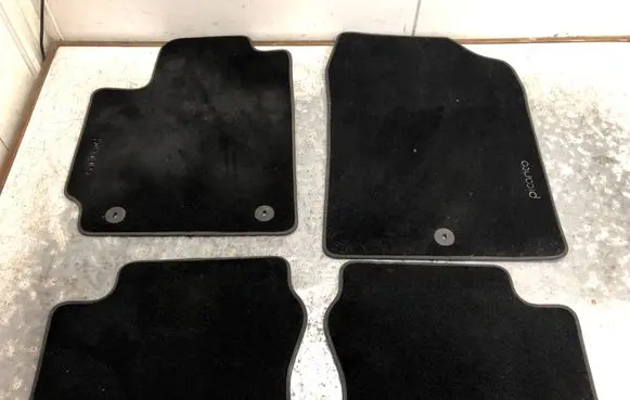KIA Picanto Car floor mat set G6143ADE00BILI G6143ADE00