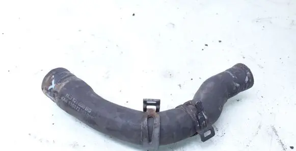 Volkswagen Touran I Engine coolant pipe/hose 1K0121058BG