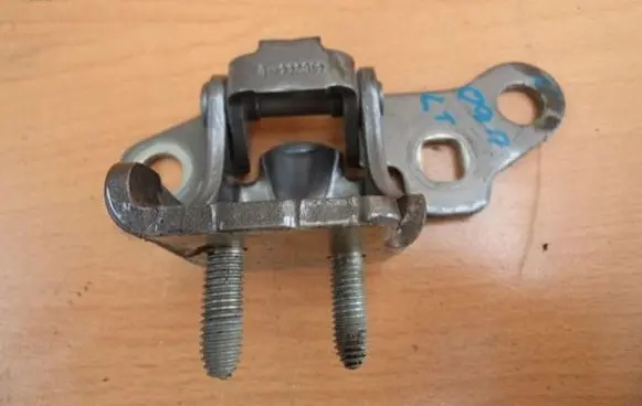 Renault Clio III Rear door hinge set 223471
