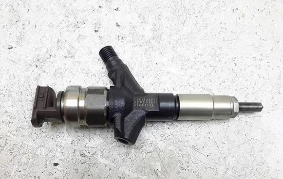 Subaru Outback Fuel injector 16613AA020 02K01108 DENS07890