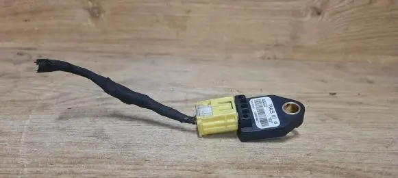 Jeep Patriot Airbag deployment crash/impact sensor P68056162AA