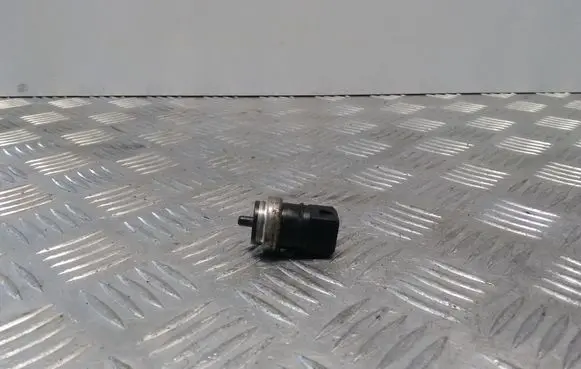 Renault Megane II Coolant temperature sensor 7700105087