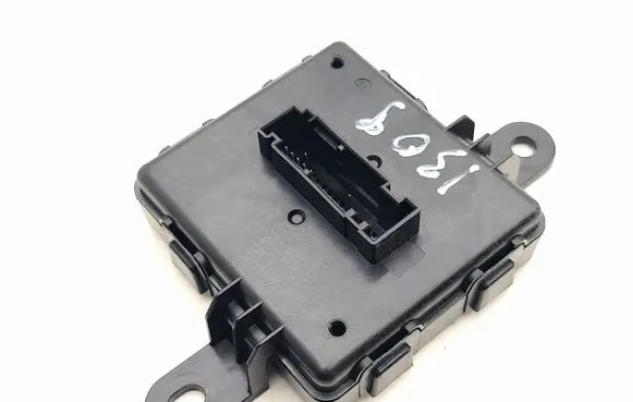 Keyless (KESSY) go control unit/module