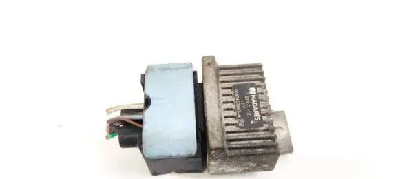 Nissan Qashqai Glow plug pre-heat relay 9640469680A 9640469680--A
