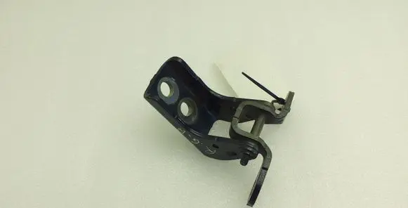 Nissan Micra K14 Rear door lower hinge