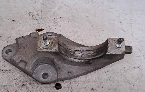 Ford Kuga III Driveshaft support bearing bracket LX673K305