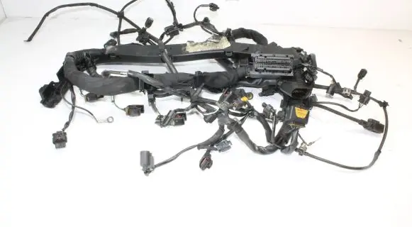 Mercedes-Benz E W212 Engine installation wiring loom