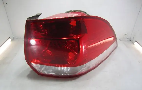 Volkswagen Golf V Rear/tail lights 1K9945096D 1K9945112A