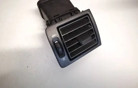 Dash center air vent grill