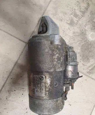BMW 5 E39 Starter motor 2247391 63222005 E5820NAI04