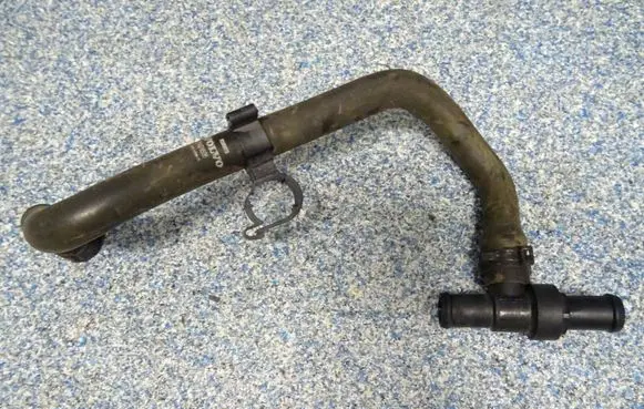 Volvo XC90 Engine coolant pipe/hose 31474505