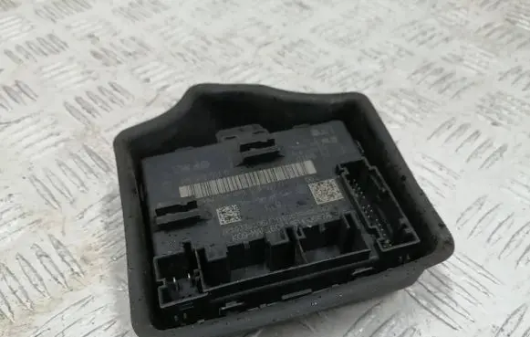 Audi A6 S6 C8 4K Door control unit/module 4M1959593D