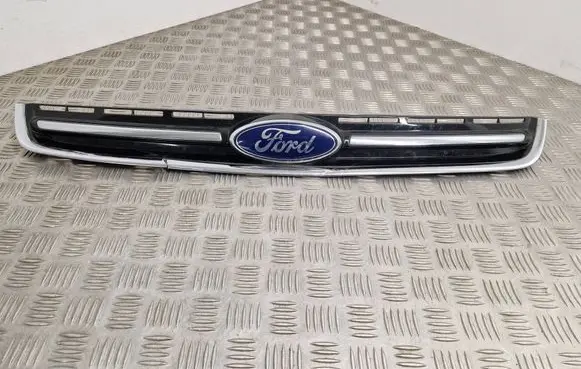Ford Kuga II Front bumper upper radiator grill CV448150ACW
