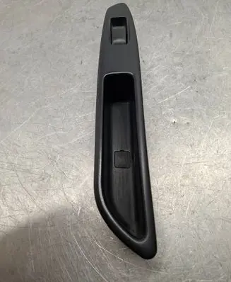 Subaru Forester SG Electric window control switch SAR90