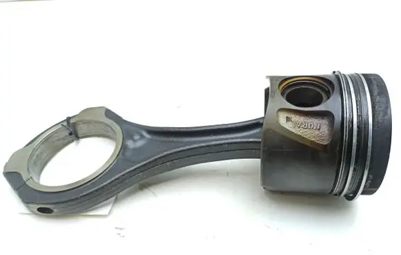 Piston with connecting rod