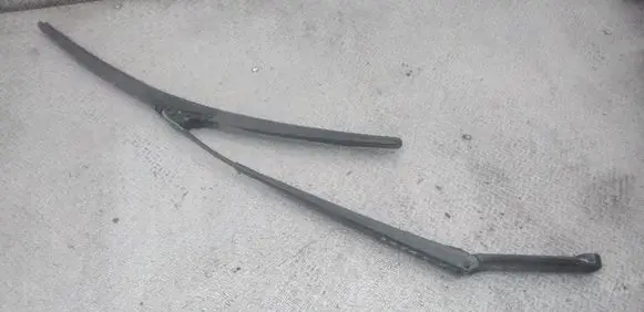 Audi A6 S6 C5 4B Windshield/front glass wiper blade 4B1955407A