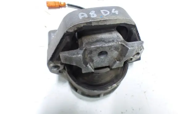Audi A8 S8 D4 4H Engine mount vacuum valve 