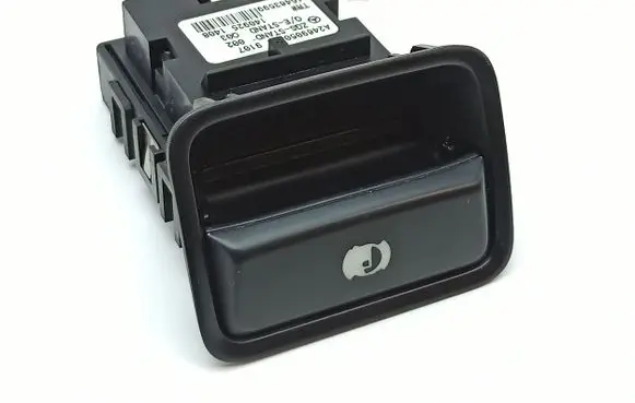 Mercedes-Benz A W176 Hand parking brake switch A2469050451 1409251408 15463599