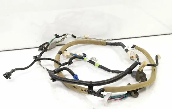 Toyota Avensis T250 Tailgate/trunk wiring harness 8218505081