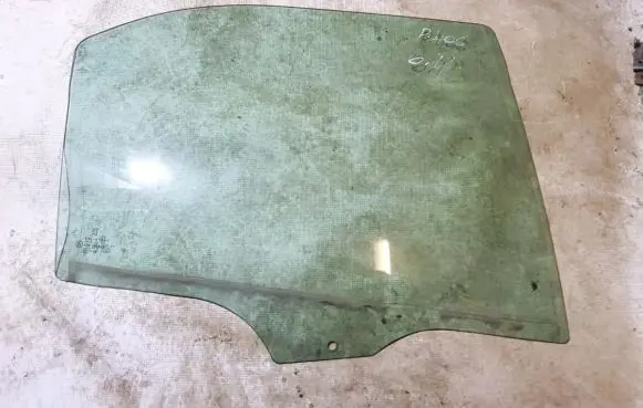 Peugeot 406 Rear door window glass