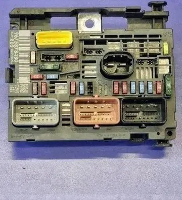Citroen Berlingo BSM Control unit 9675878480