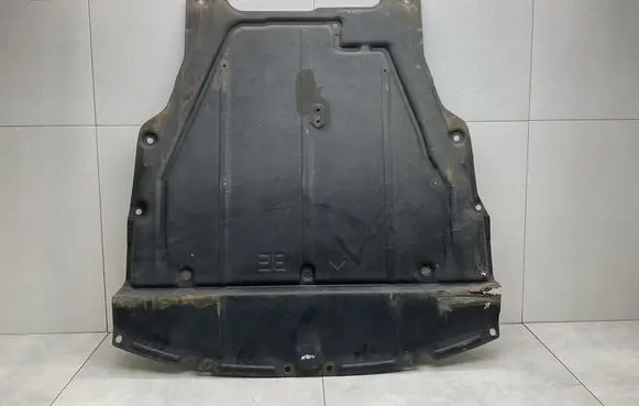 Nissan X-Trail T32 Engine splash shield/under tray