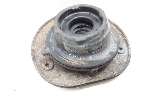 Volvo V70 Front upper strut mount 