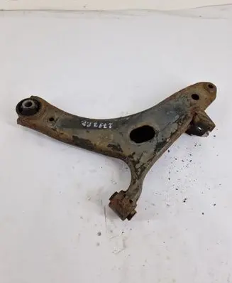 Front lower control arm/wishbone