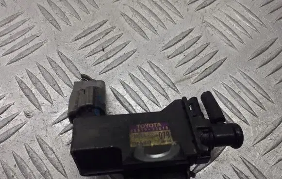 Toyota Yaris Turbo solenoid valve 25819-33010