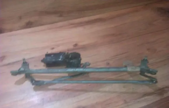 Opel Calibra Front wiper linkage and motor