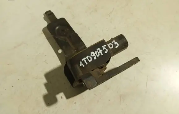 Audi A6 S6 C6 4F Front height sensor lever 1T0907503