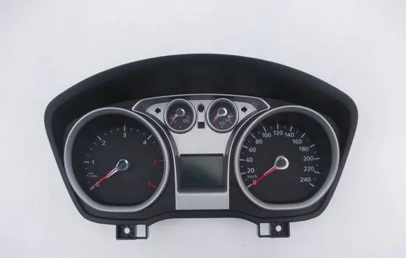 Ford Focus Speedometer (instrument cluster) 8V4T10849GJ VP8V4F10849GJ