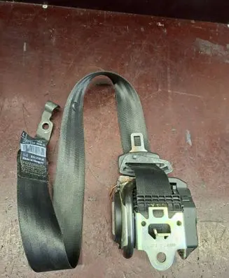 Audi A8 S8 D3 4E Rear seatbelt 610311300 000026H