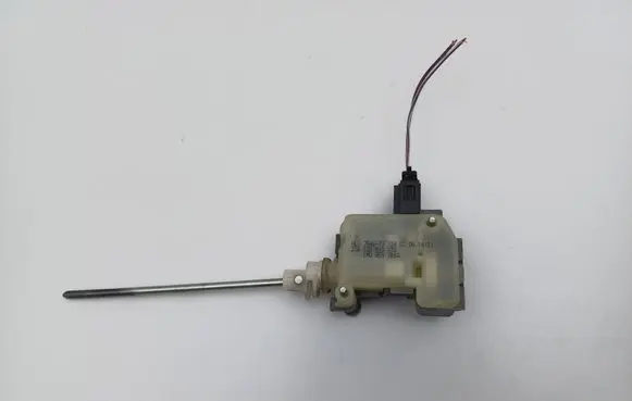 Seat Leon (1P) Fuel tank cap lock 1M0959781A 1Z0810773