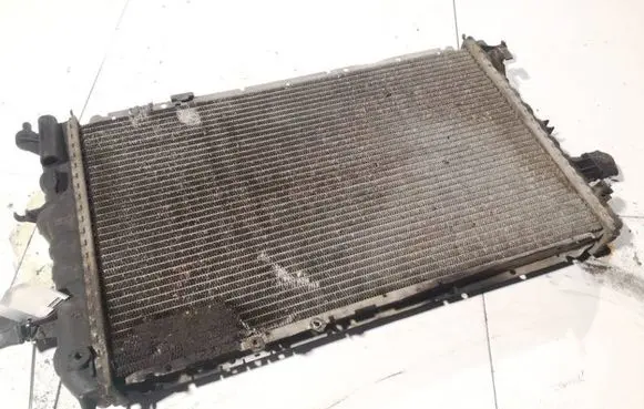Opel Zafira A Coolant radiator