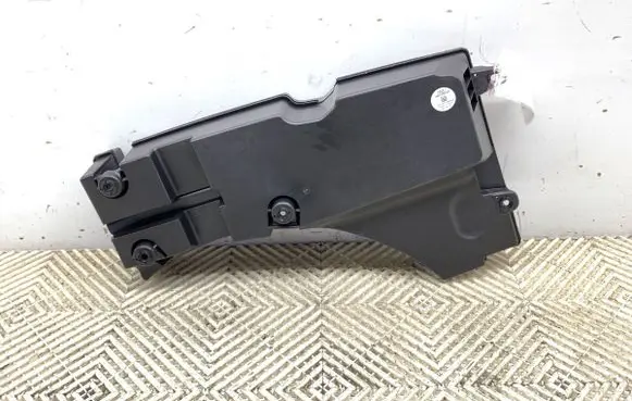 Audi Q7 4M Subwoofer speaker 4M0035621
