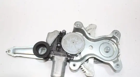 Lexus GS 250 350 300H 450H Sliding door window regulator with motor 8572030430