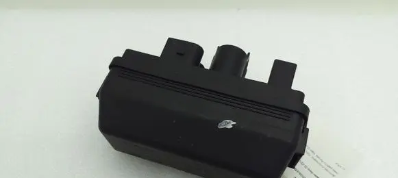 Mercedes-Benz CL C215 Relay mounting block A2205400050
